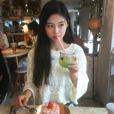 不愿恋爱的雀斑小姐