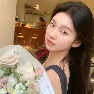 女人是英雄